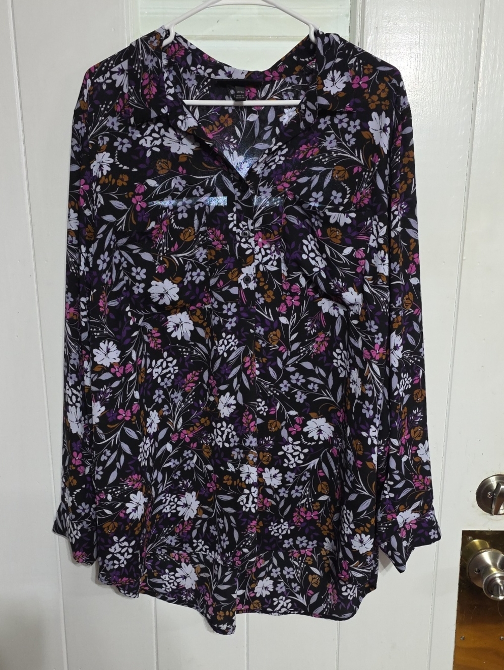 Lane Bryant Women's Blouse Black Floral Buttons Tab Sleeve Lightweight Sz 18/20